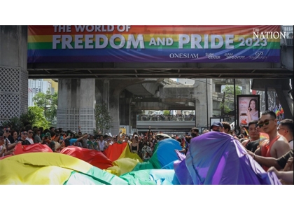 2023–06-05 皮塔现身曼谷骄傲游行活动：将加快推进泰国婚姻平等法的起草